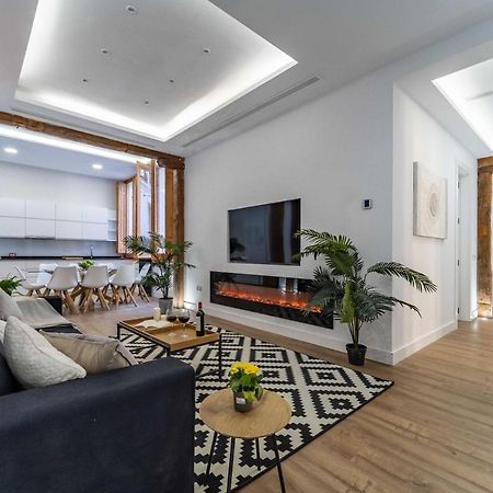 Exclusive Luxury Apartment In Central Мадрид Экстерьер фото